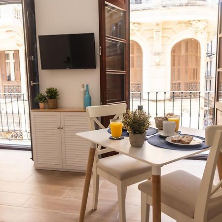 Apartamento Especeria Blue By #Cuatrocallesflats Malaga Bagian luar foto