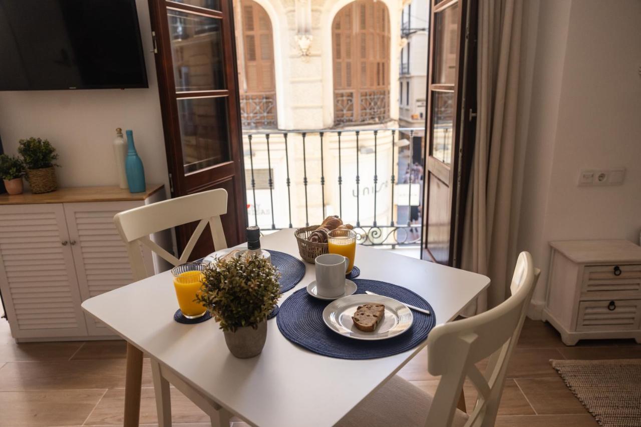 Apartamento Especeria Blue By #Cuatrocallesflats Malaga Bagian luar foto
